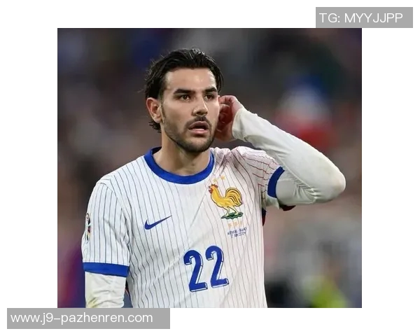 队报：法国队已形成14人的核心阵容，强调稳定性而非频繁轮换